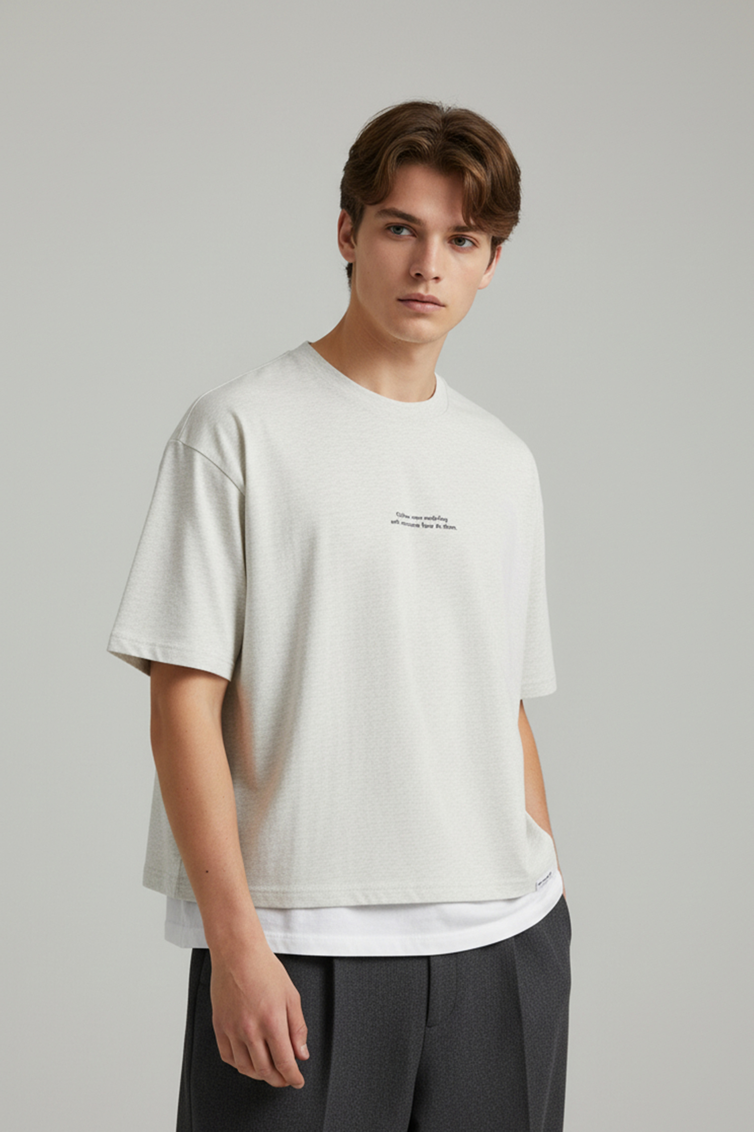 基礎繡花 舒適短袖上衣