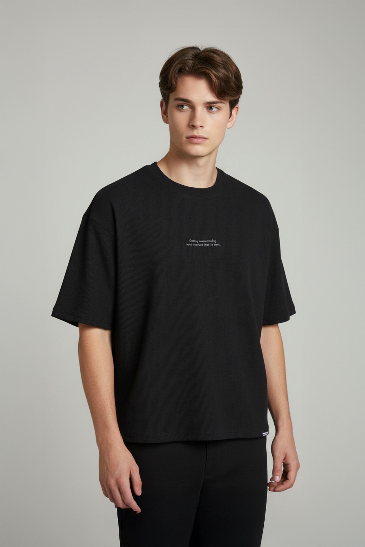 基礎繡花 舒適短袖上衣