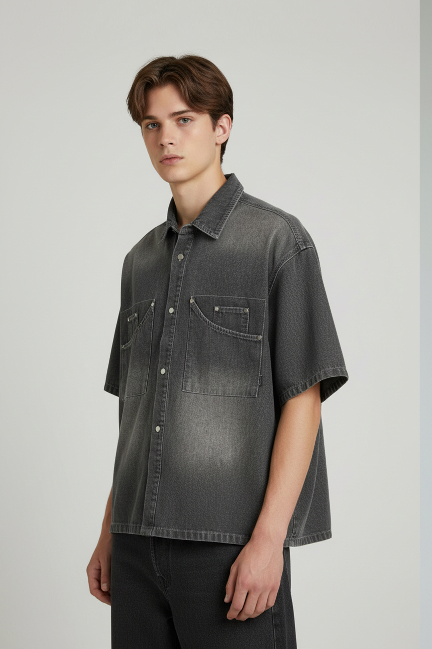 金屬撞釘 牛仔短版短袖襯衫