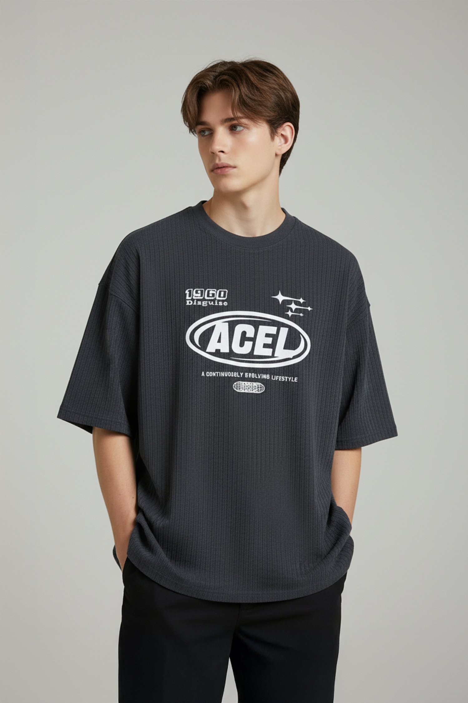 電繡LOGO 毛織紋路 短袖上衣