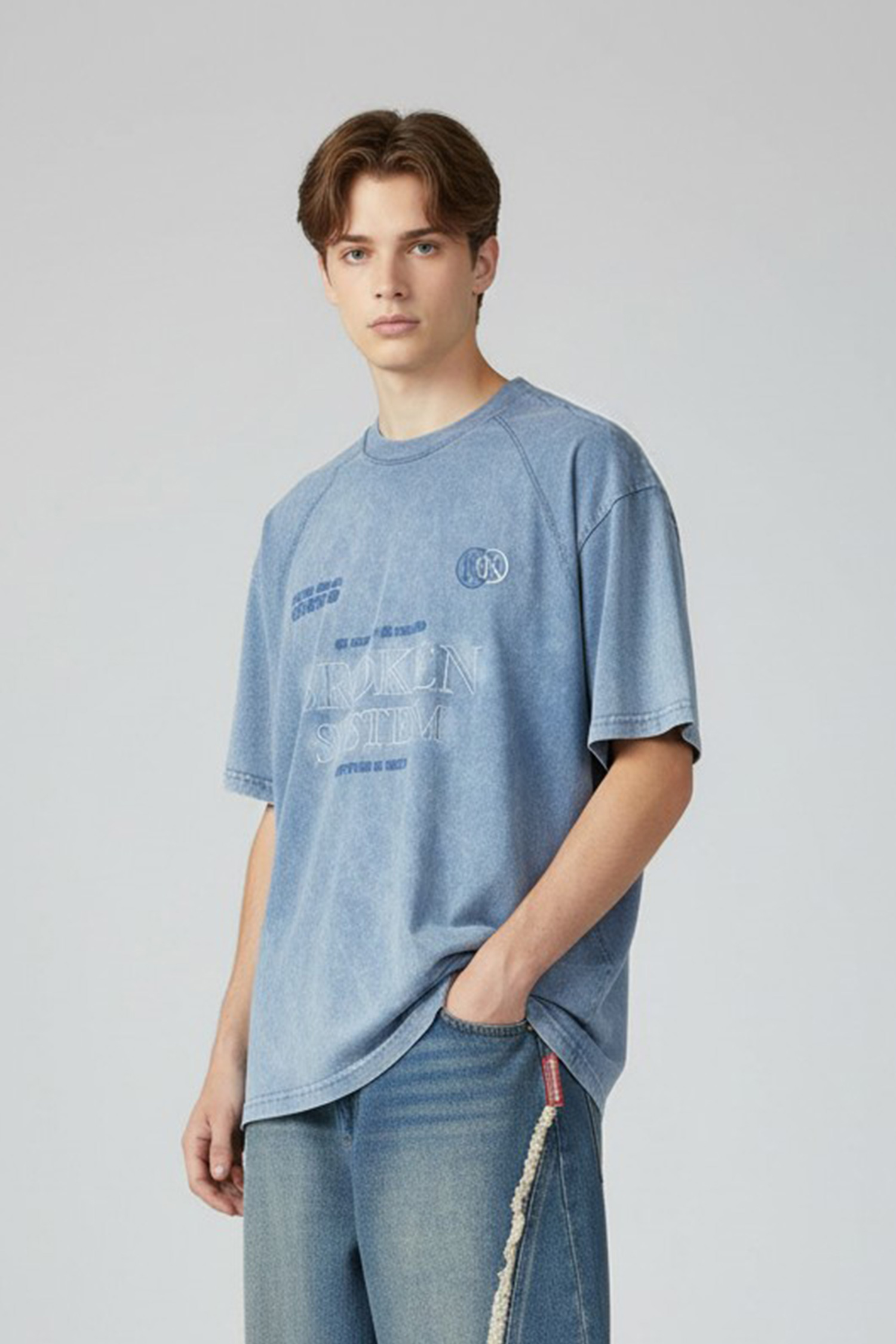 水洗仿舊 電繡短袖上衣