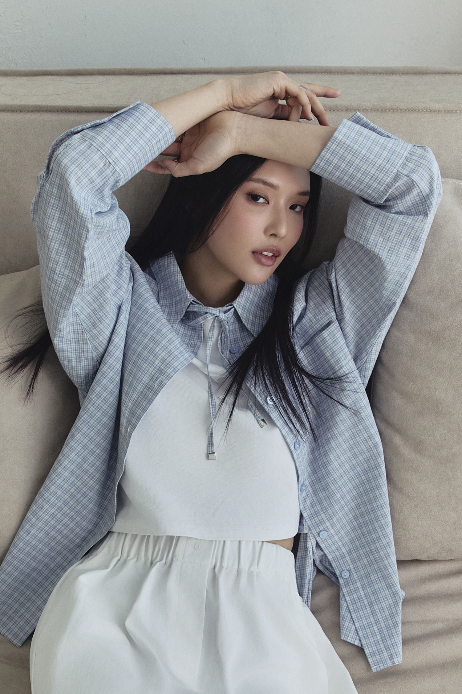 清爽小格紋 綁帶造型襯衫(女)