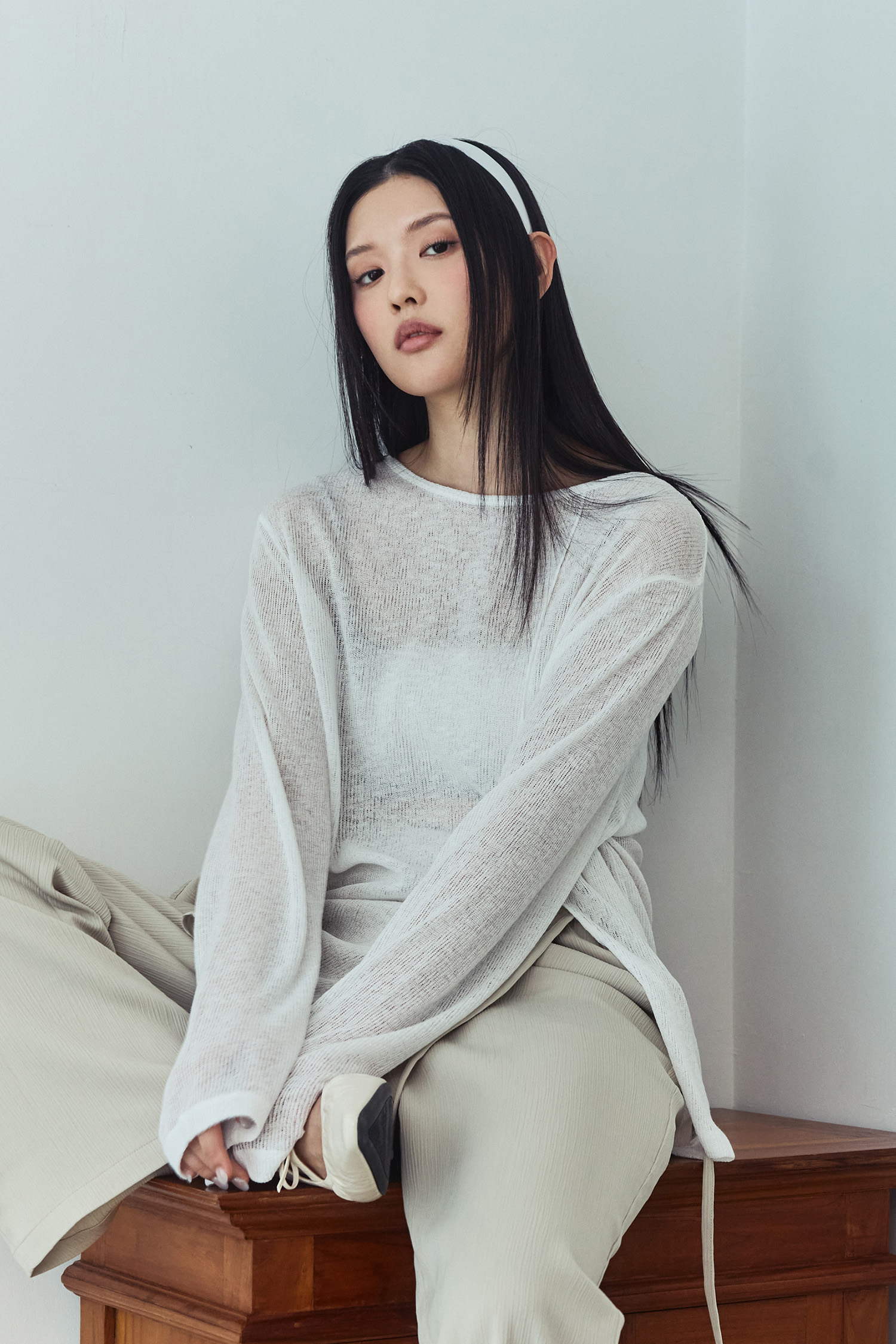 極簡開岔 針織長袖上衣(女)