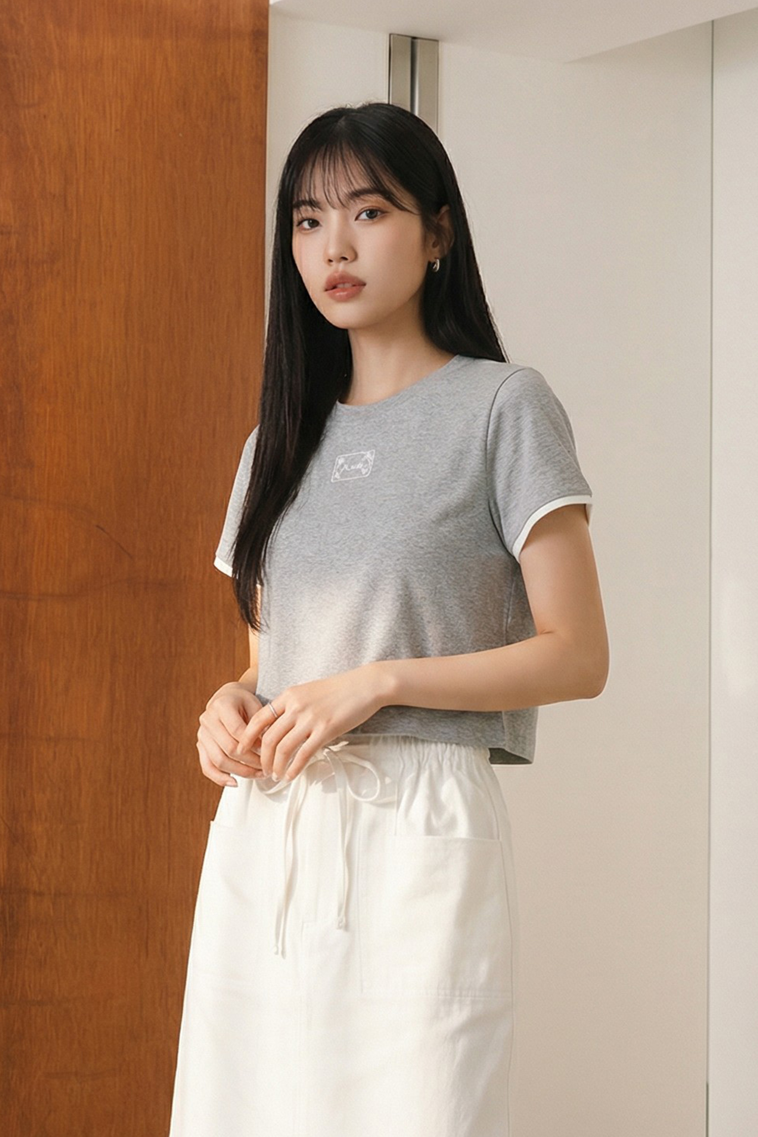 蕾絲刺繡 圓領短袖上衣