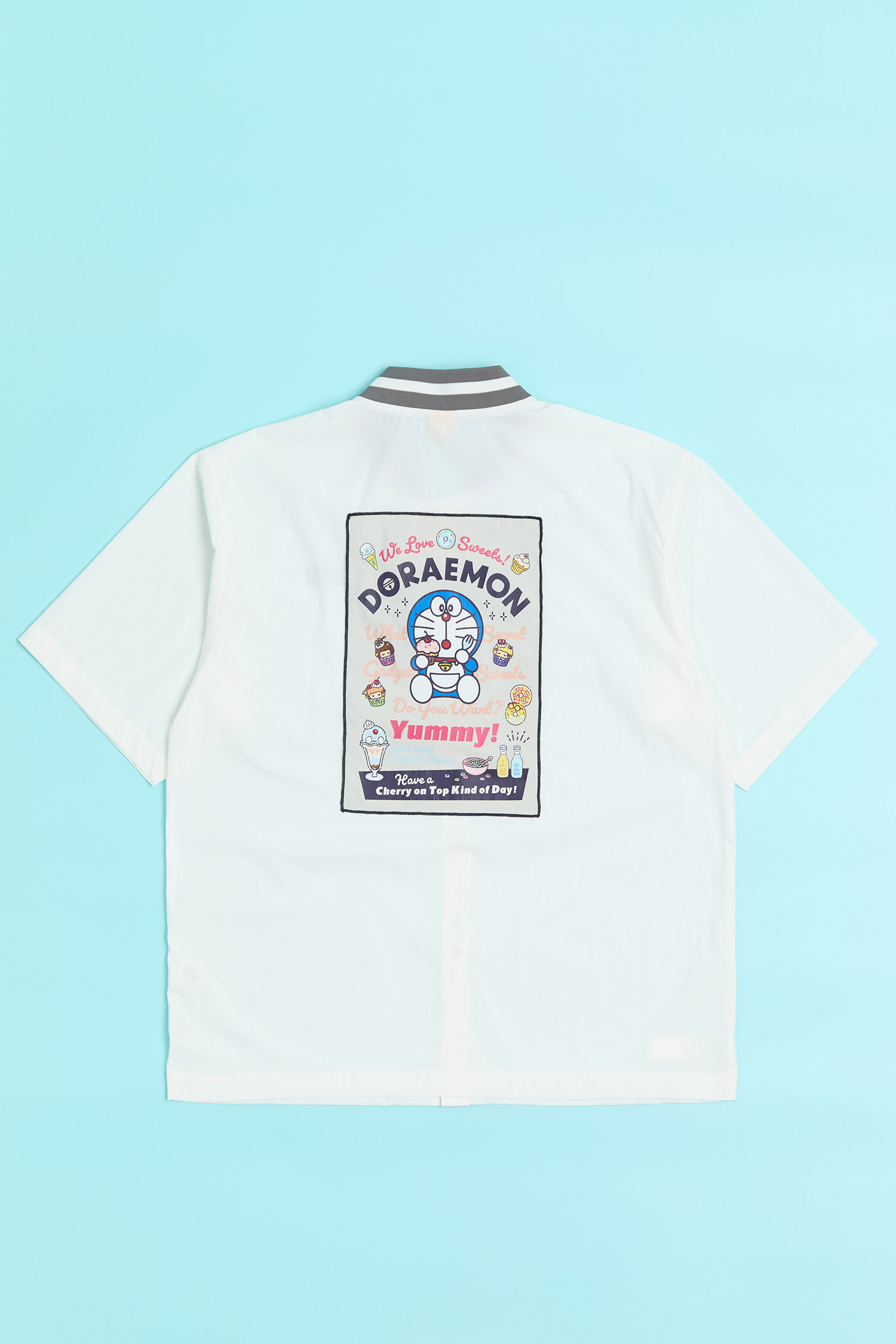 哆啦A夢 美味甜點 印花短袖襯衫