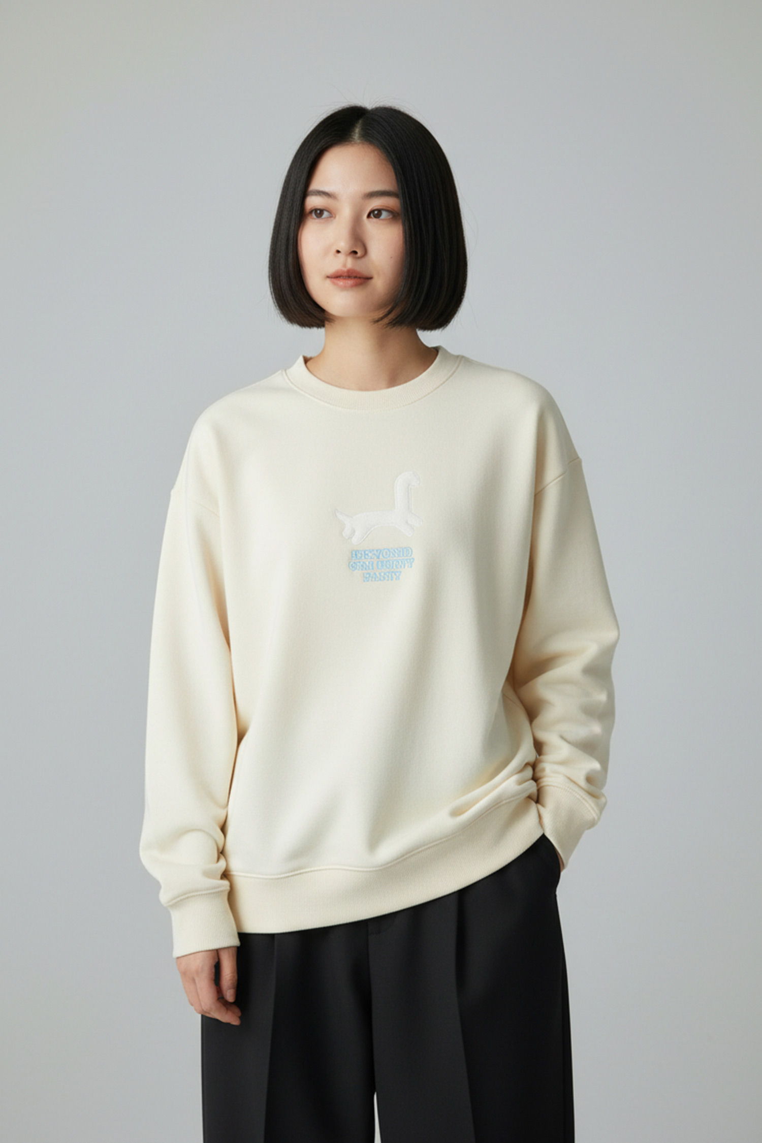 JOGUMAN 刷毛繡花長袖上衣