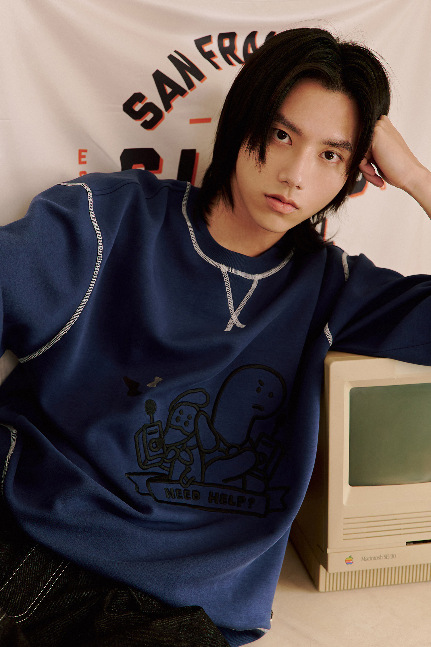 JOGUMAN 繡花爬線長袖上衣