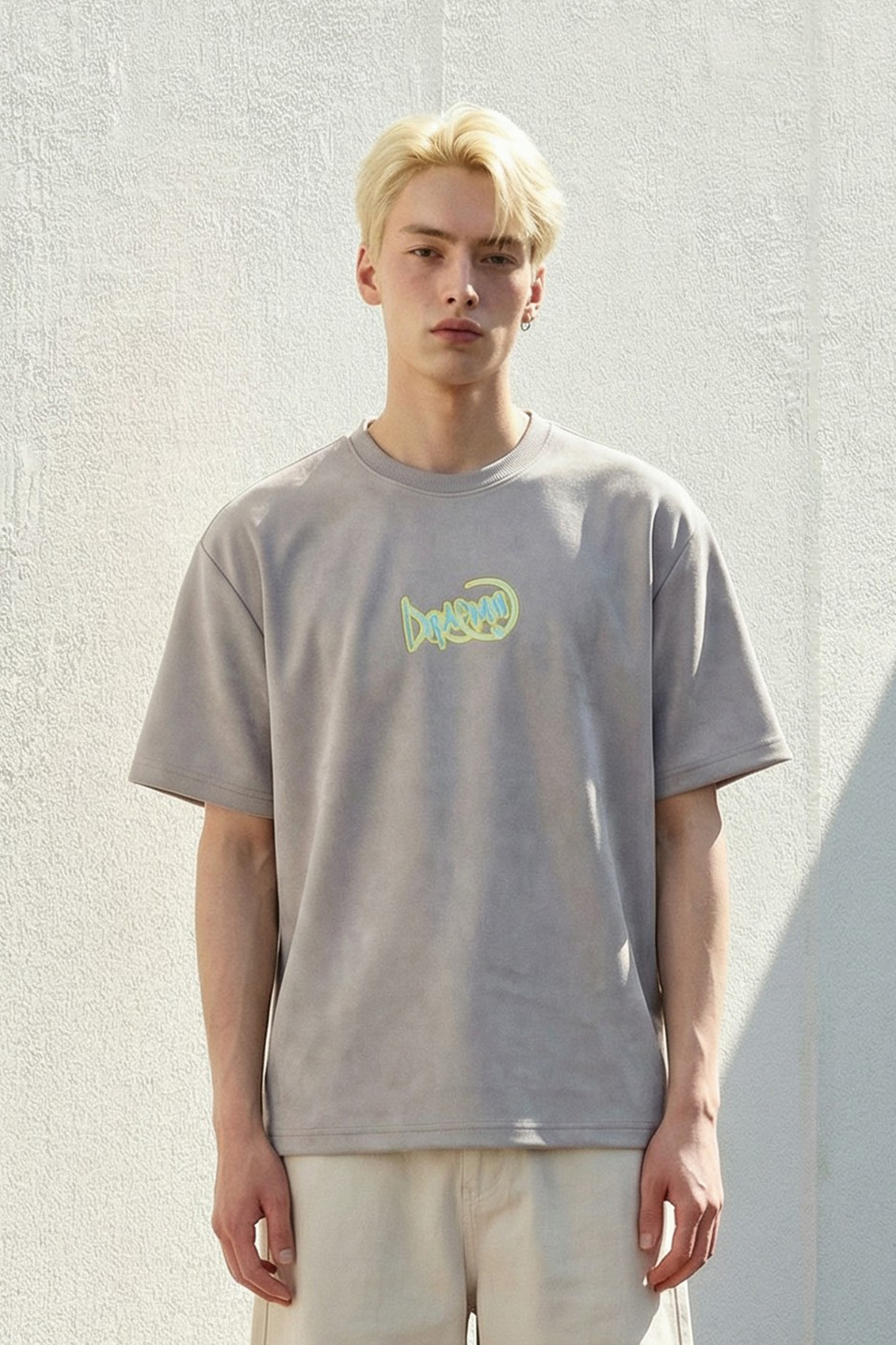 哆啦A夢 街頭滑板 麂皮短袖上衣