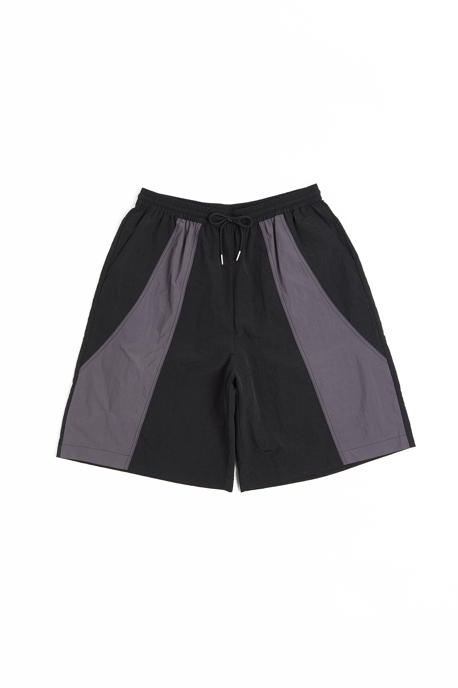 剪接撞色短褲(寬版)