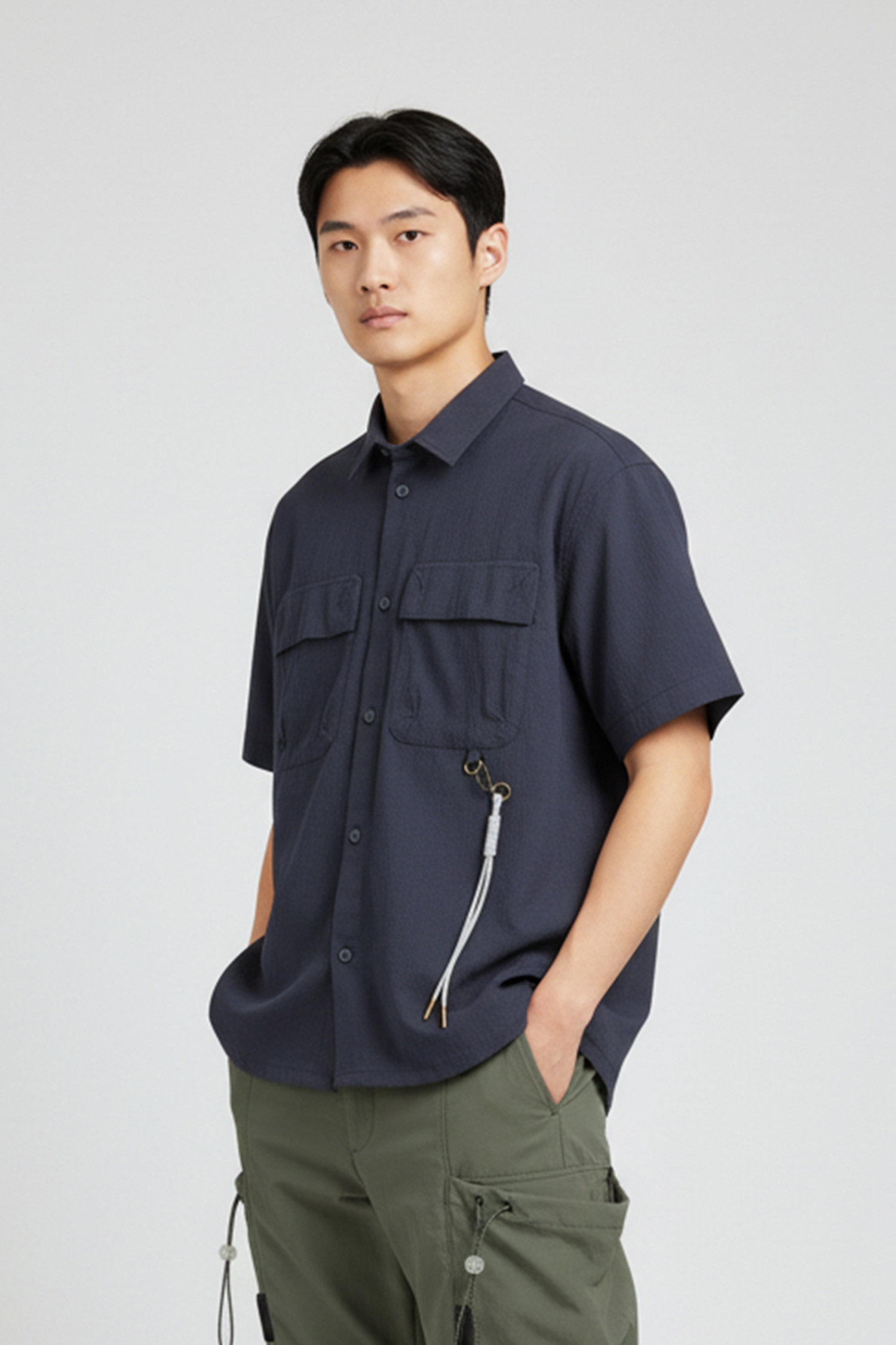 質感織紋 輕量貼袋短袖襯衫