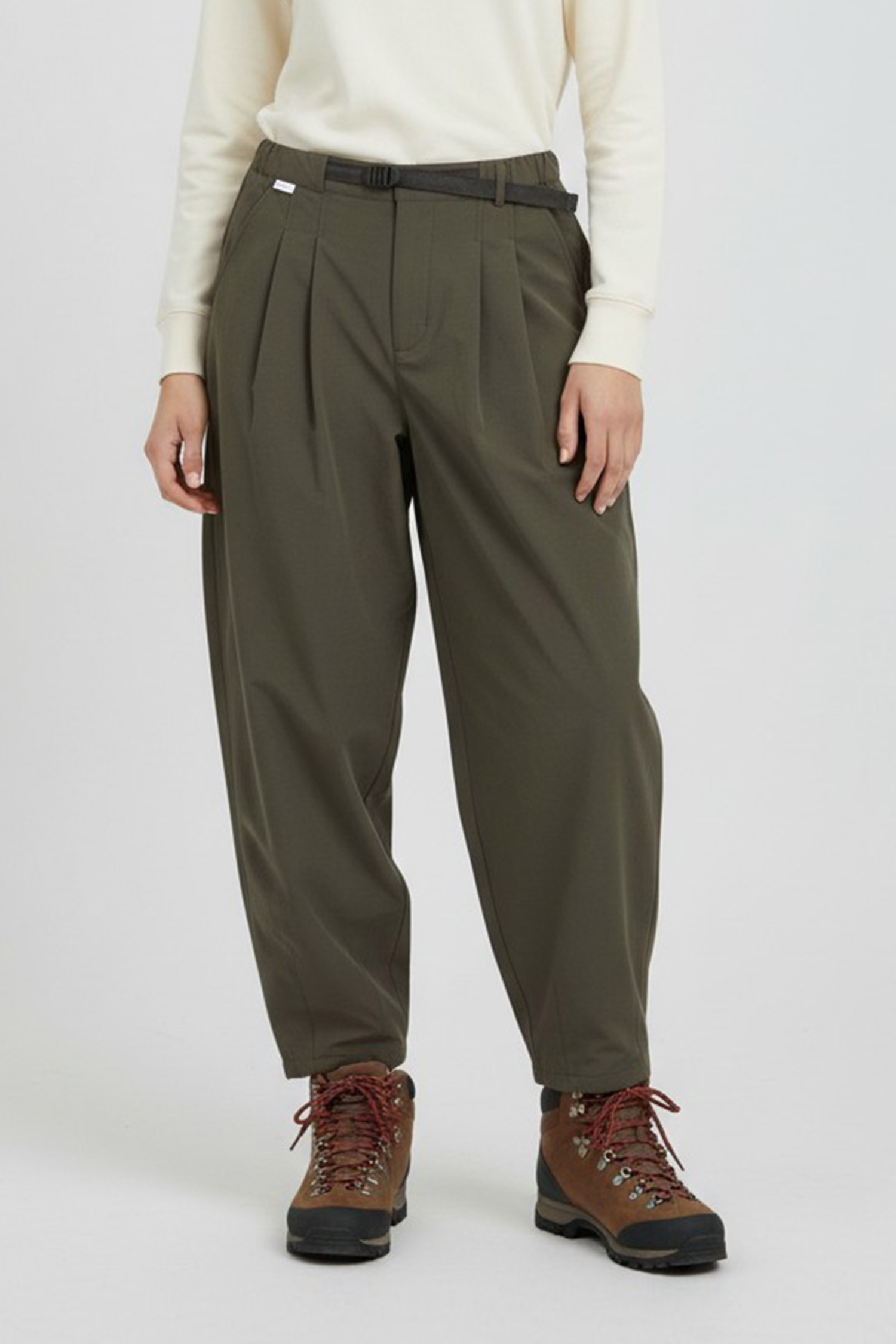 戶外機能 繭型輕磨毛打褶長褲