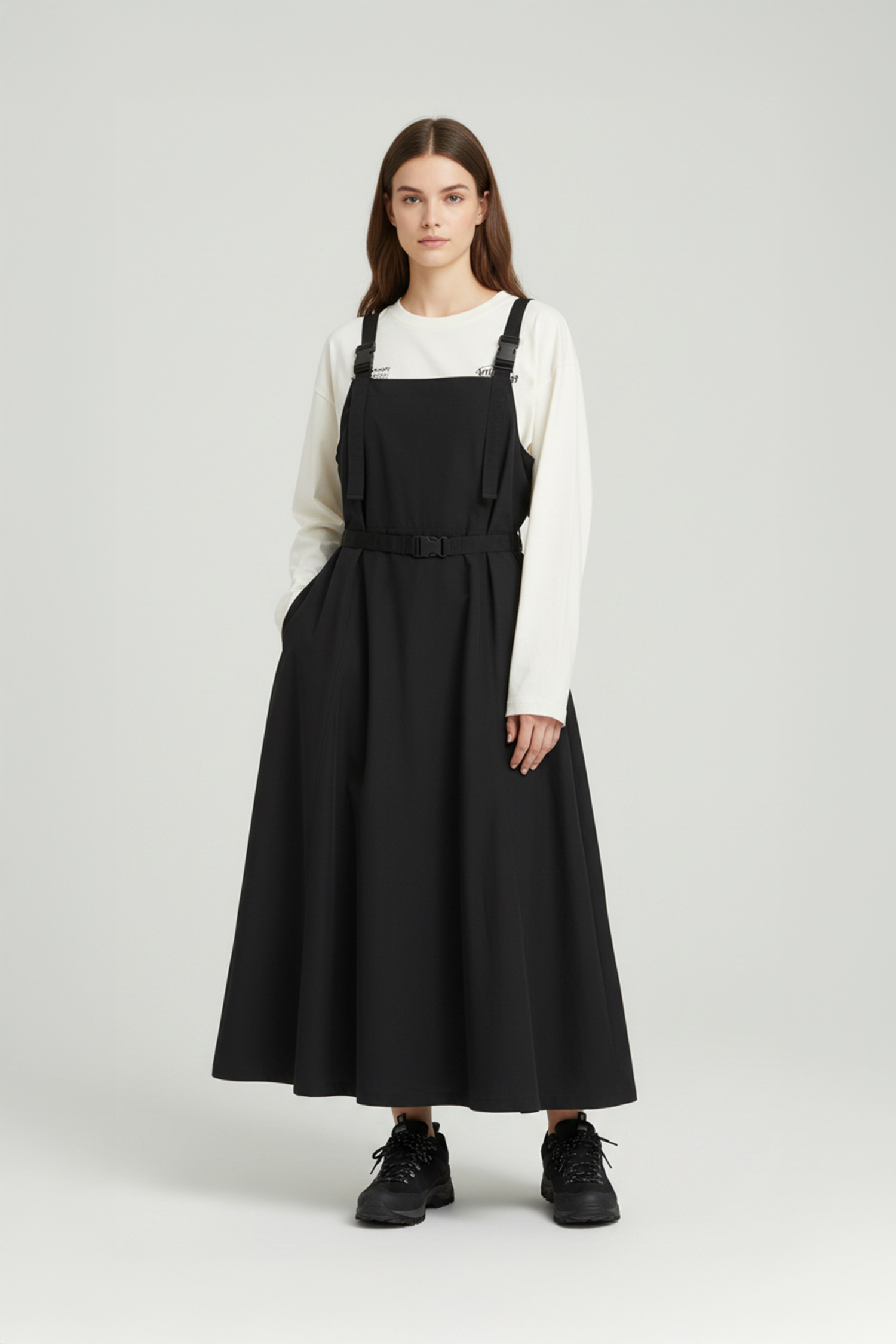 戶外機能瞬涼 口袋吊帶連身裙(女)