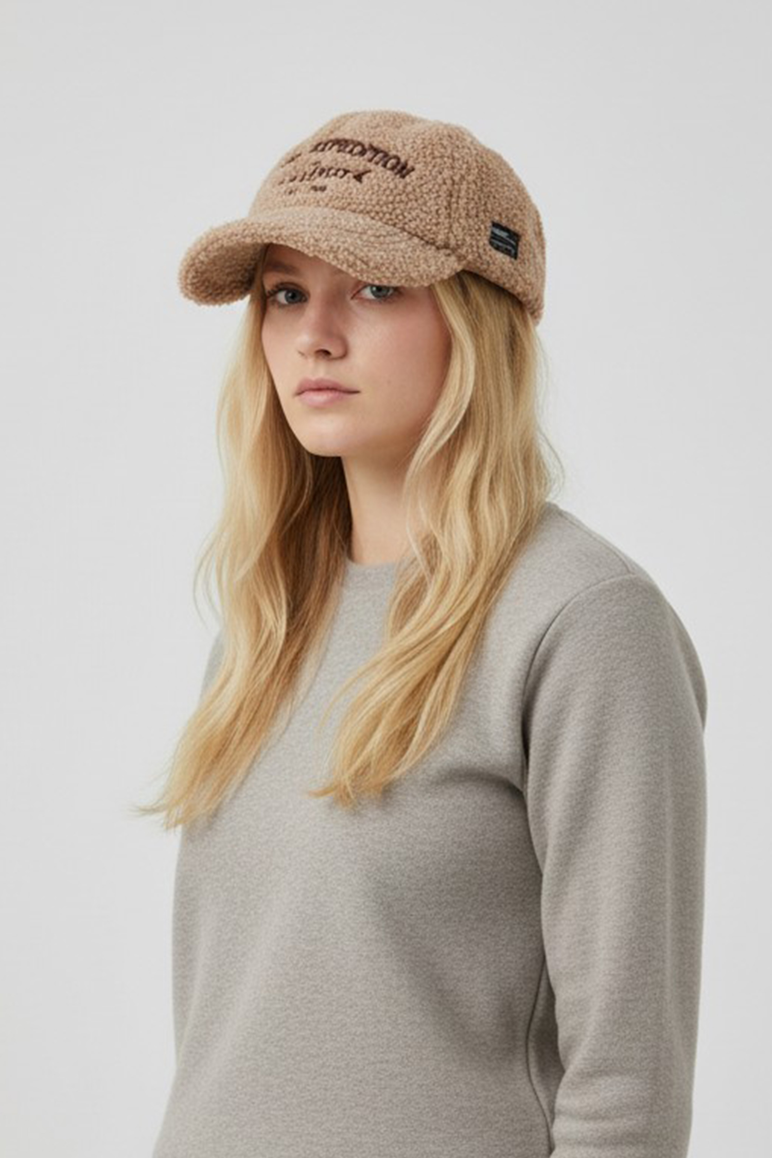 極光探險 絨毛棒球帽