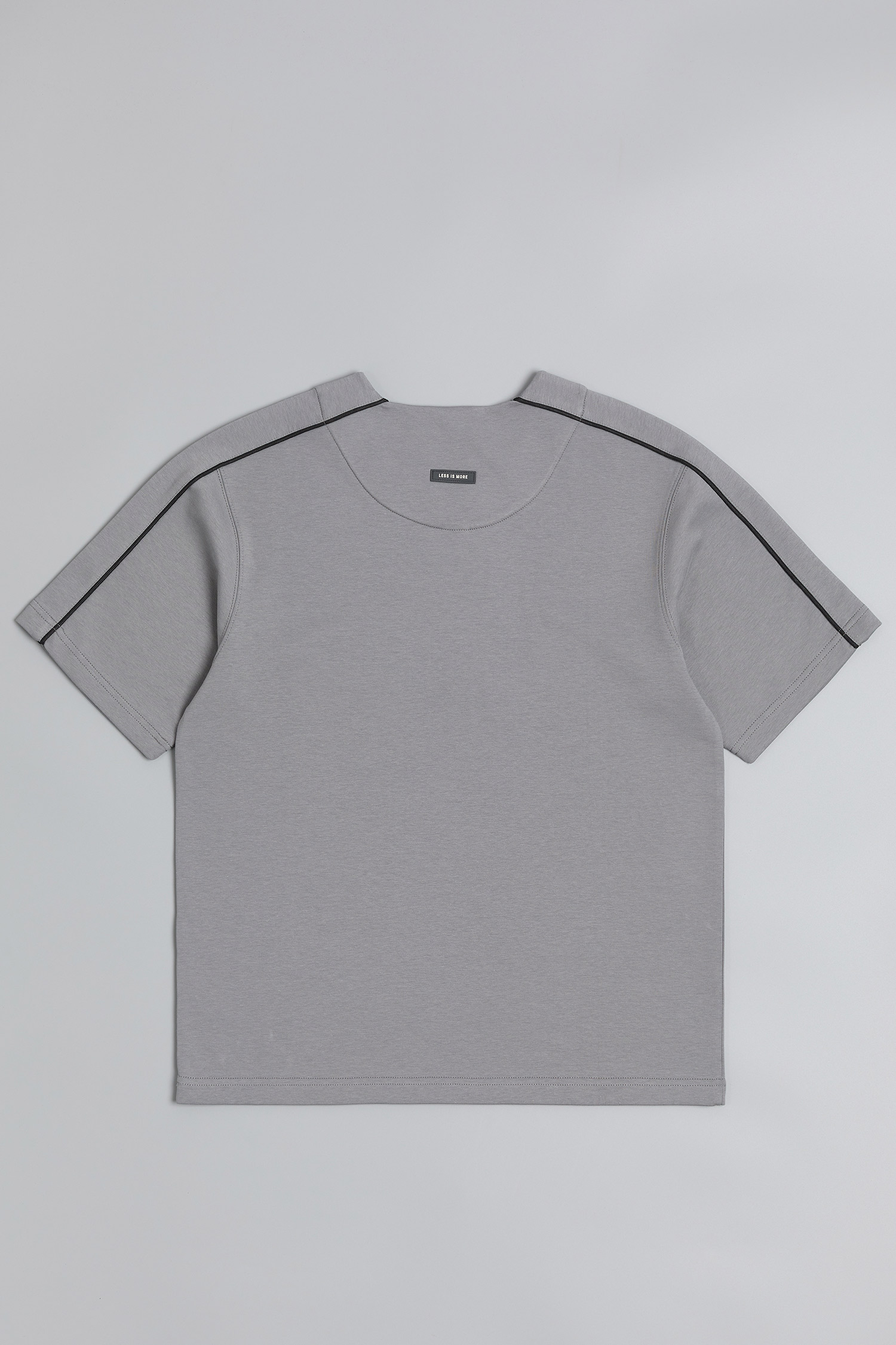 EVENLESS 空氣層 撞色切線造型上衣