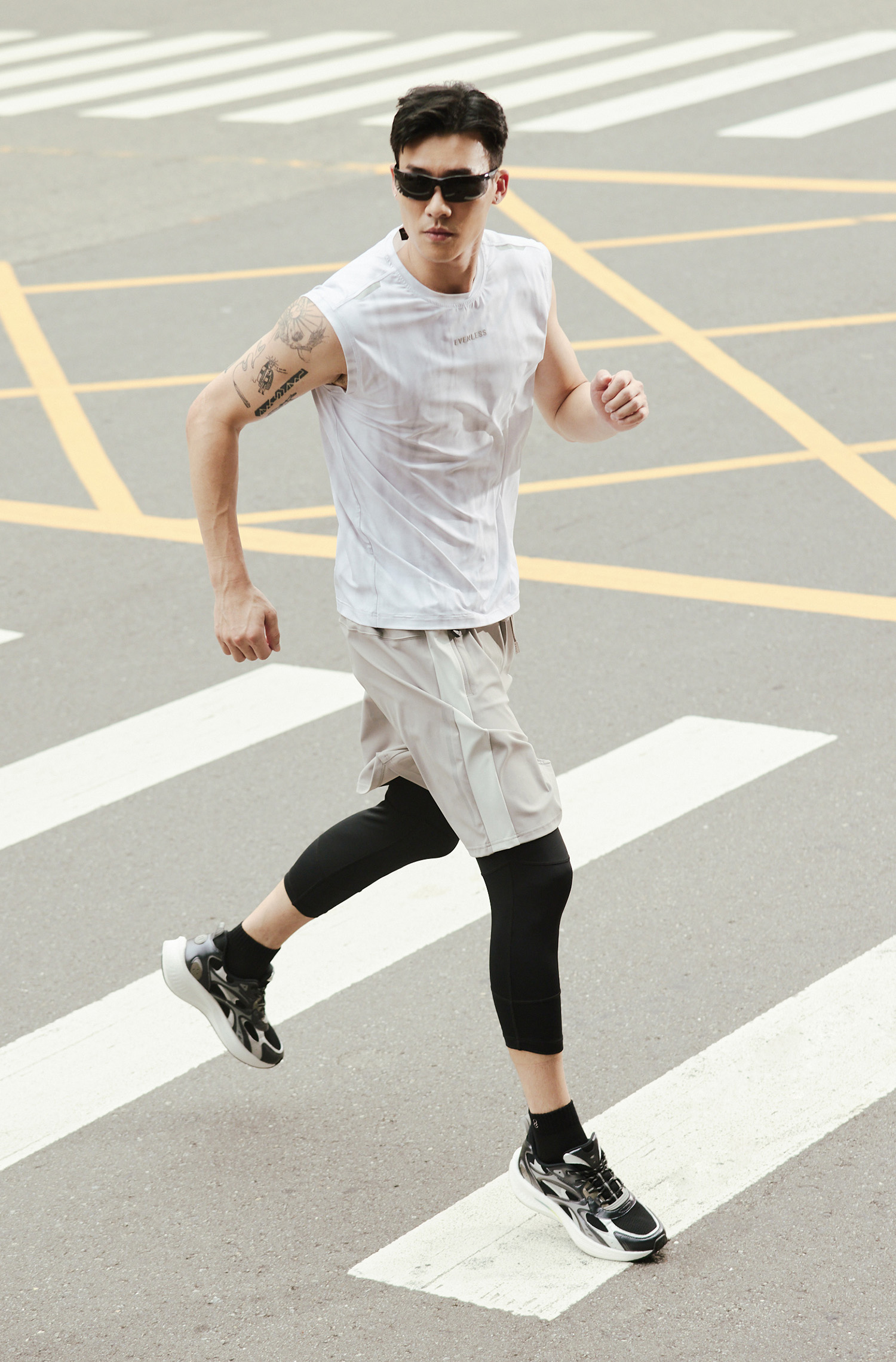 冰感高彈 暈染 無袖上衣