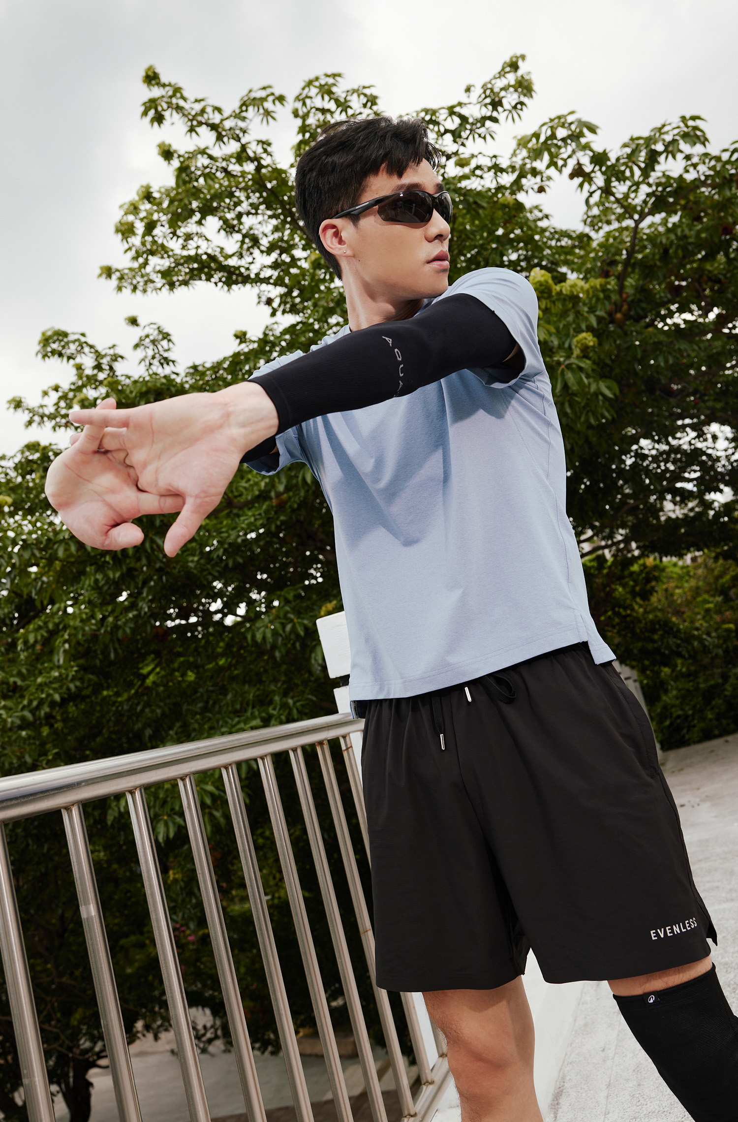 機能版型 吸排短袖上衣