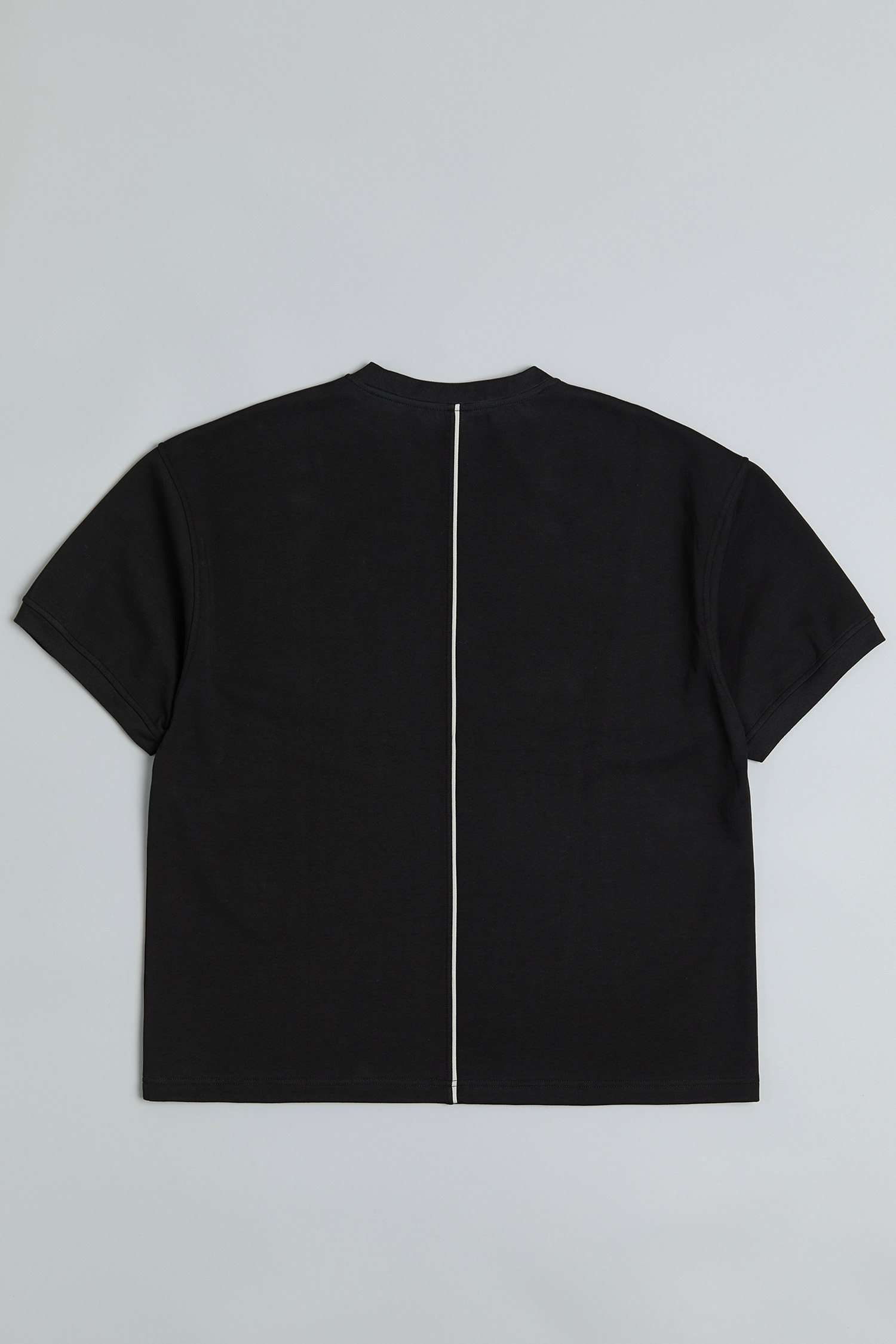 線性 空氣層短袖上衣