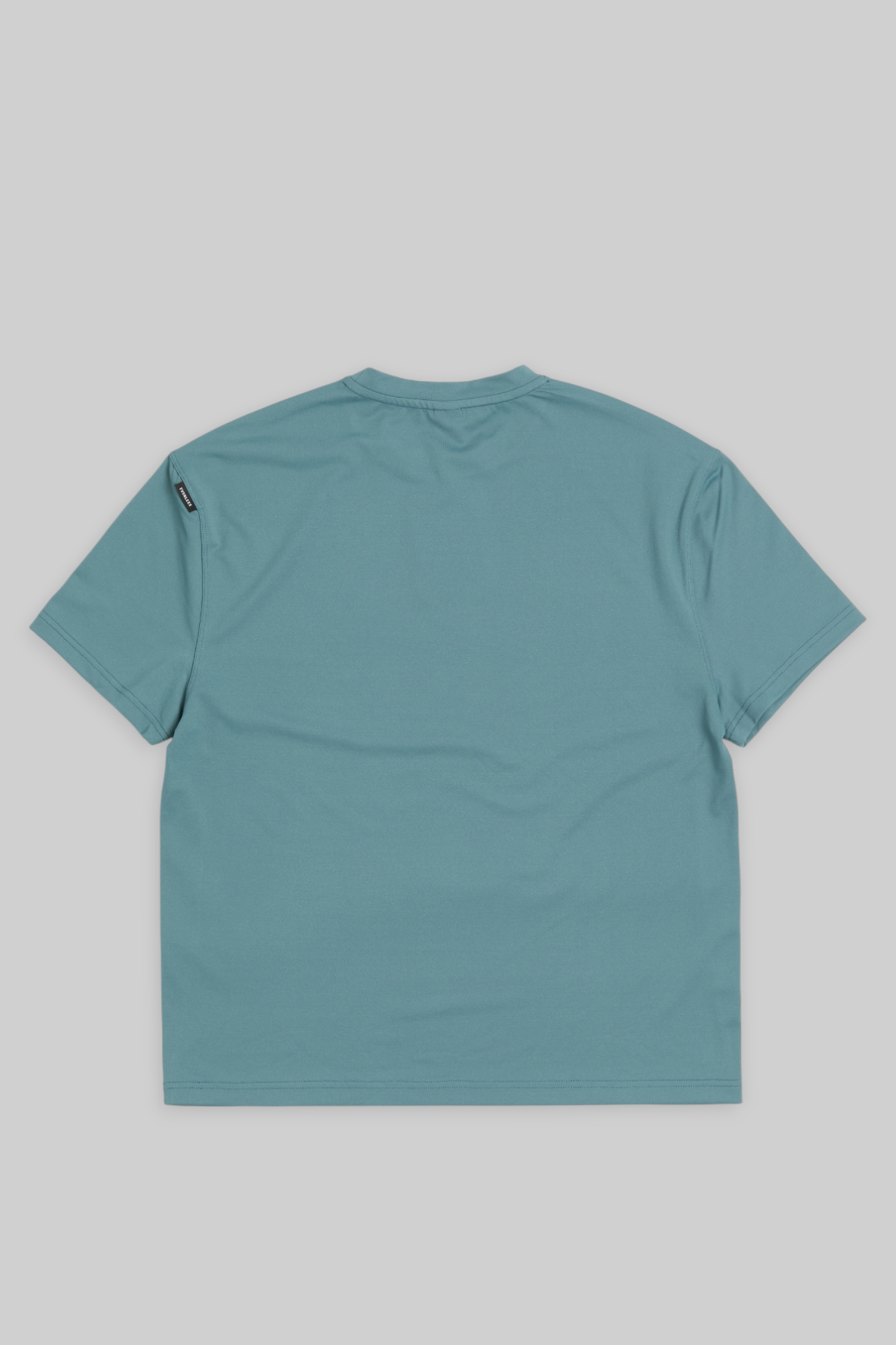 俐落標誌吸排短袖上衣