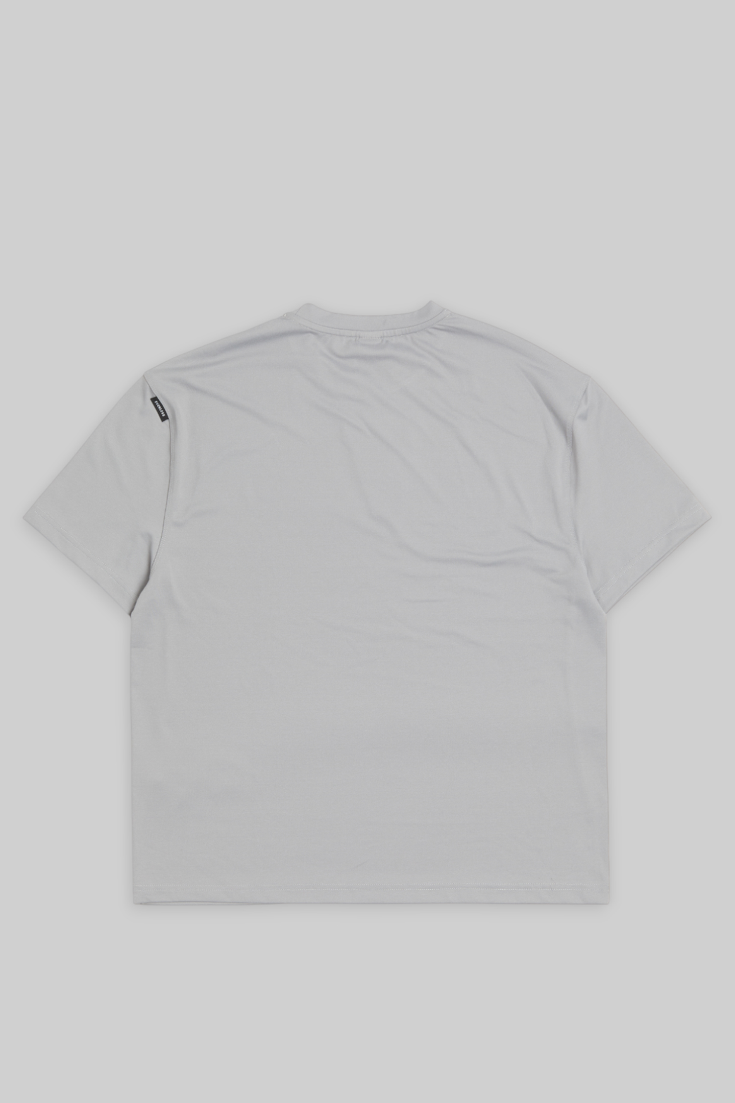 俐落標誌吸排短袖上衣