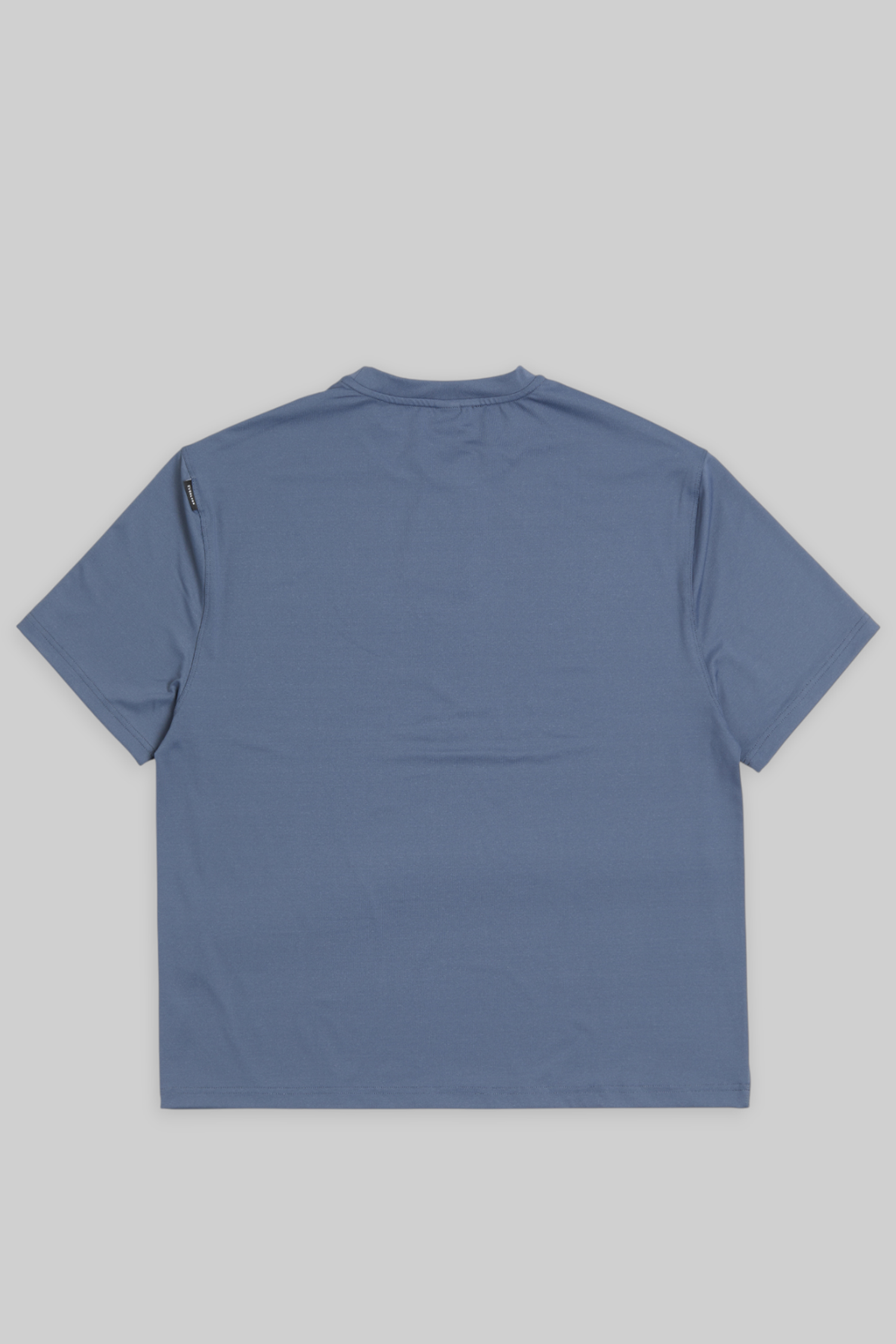 俐落標誌吸排短袖上衣