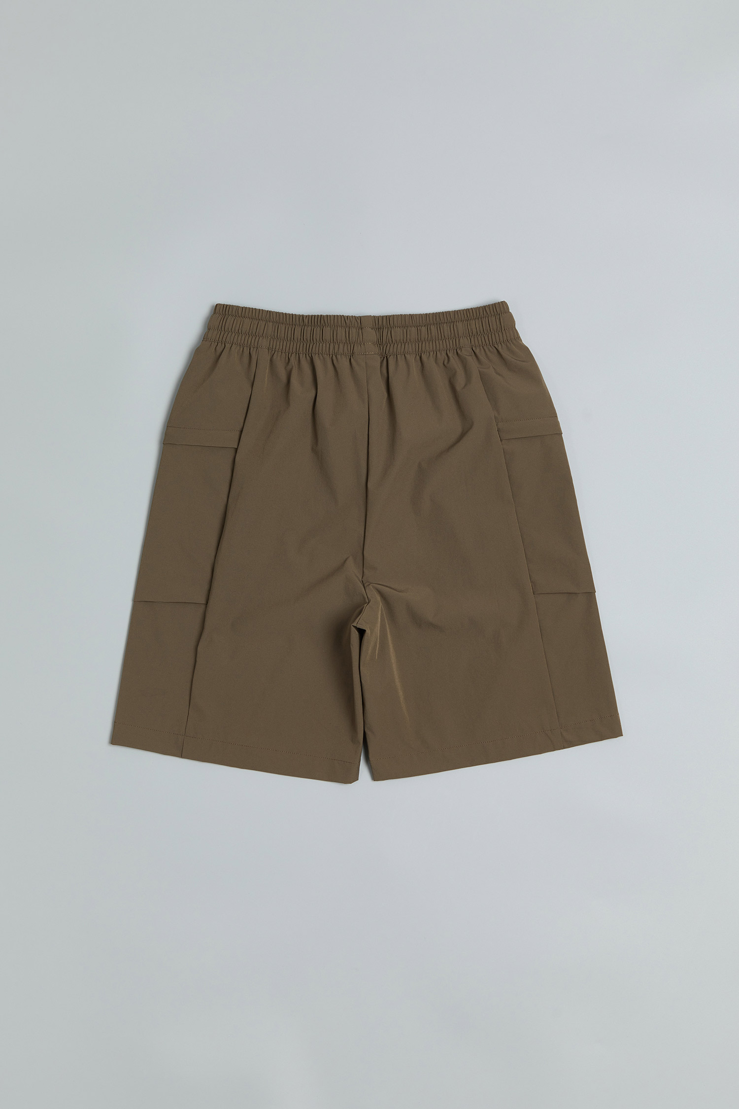 幾何口袋 吸排五分短褲