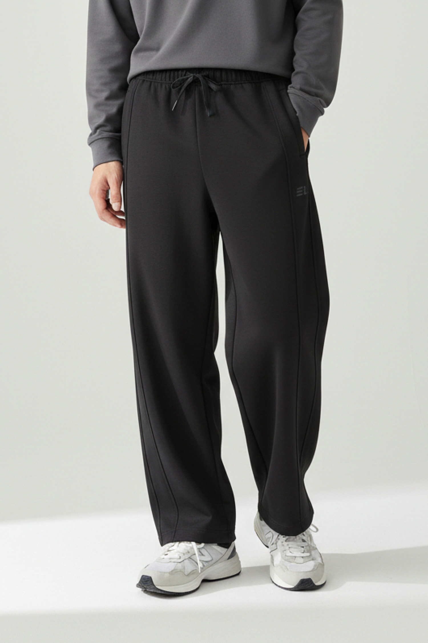 空氣層修身直筒長褲