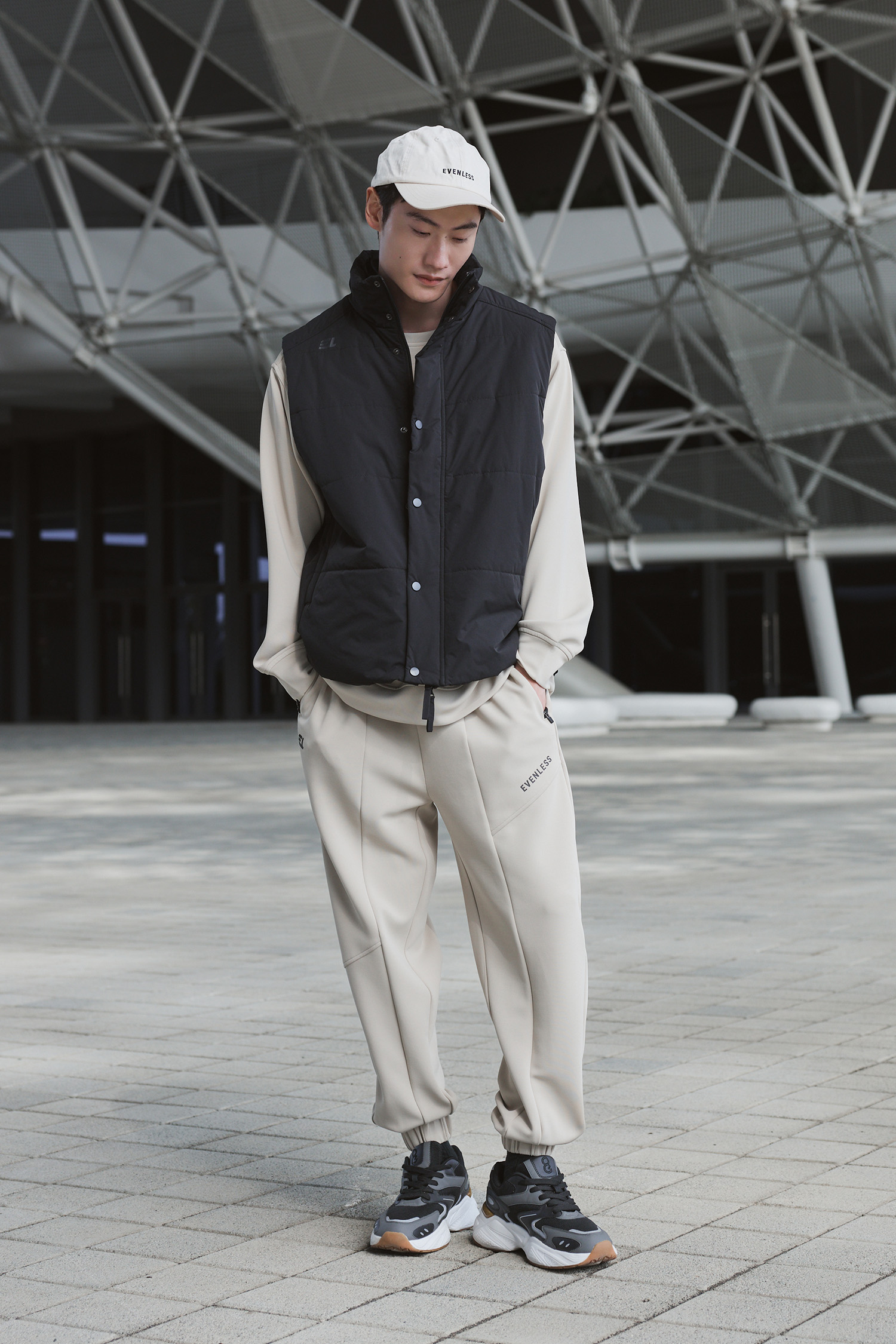 幾何結構運動縮口長褲