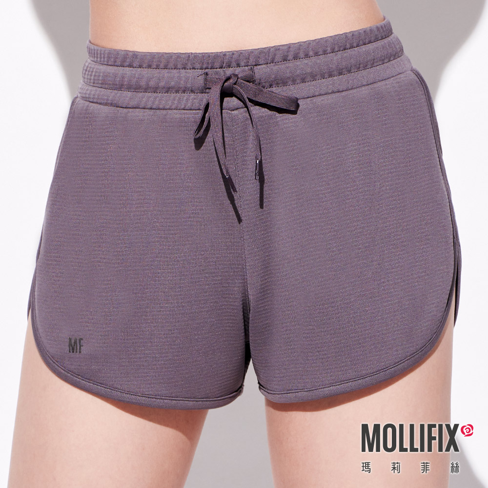 MOLLIFIX 環保輕盈透氣運動短褲