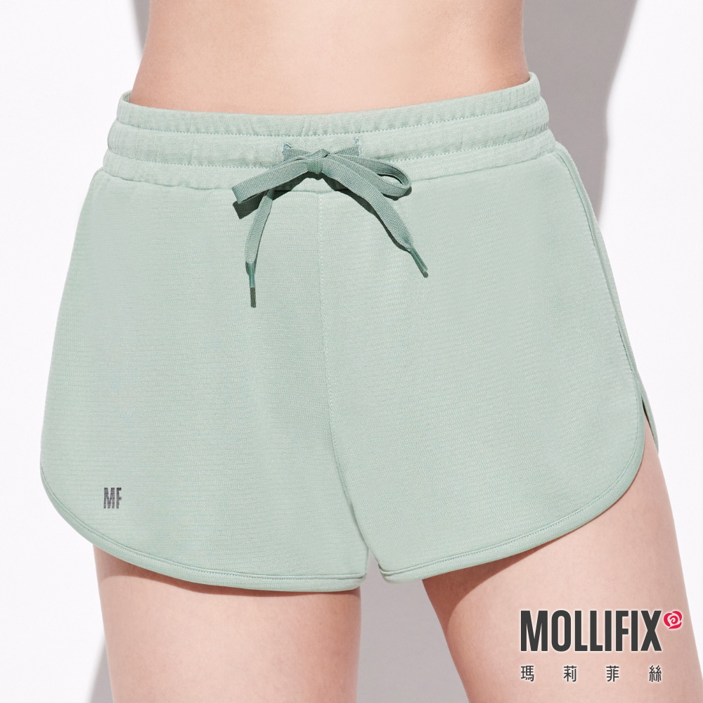 MOLLIFIX 環保輕盈透氣運動短褲