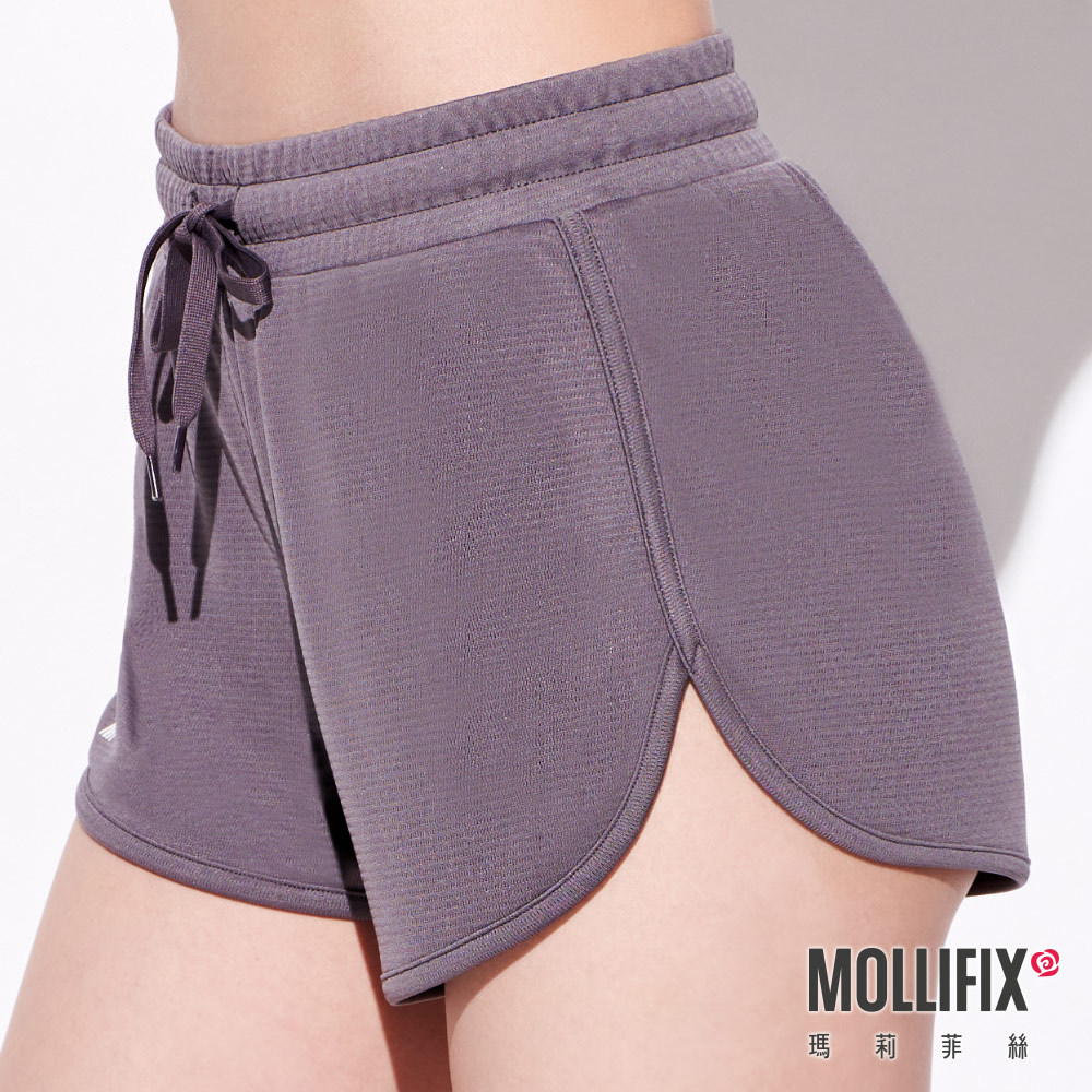 MOLLIFIX 環保輕盈透氣運動短褲