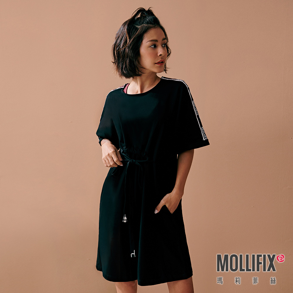 MOLLIFIX LOGO織帶抽繩造型短袖洋裝
