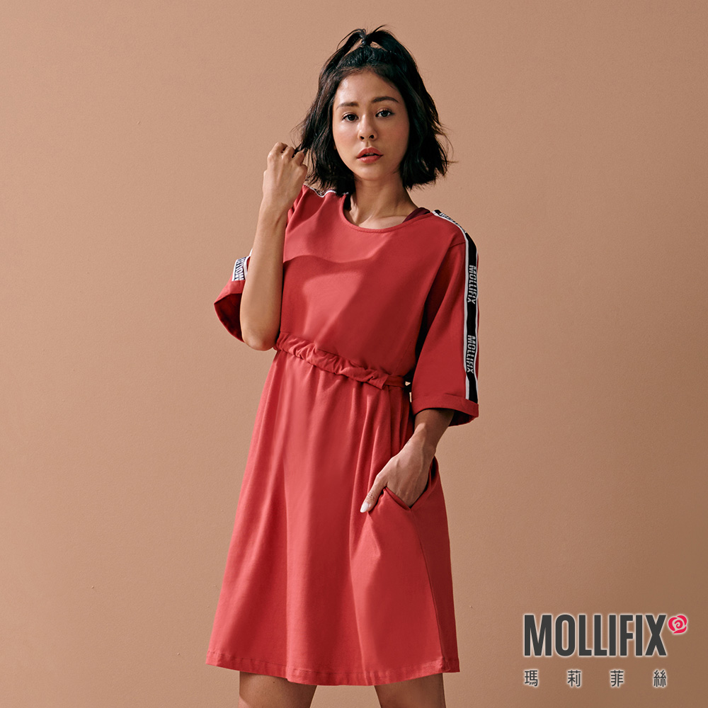 MOLLIFIX LOGO織帶抽繩造型短袖洋裝