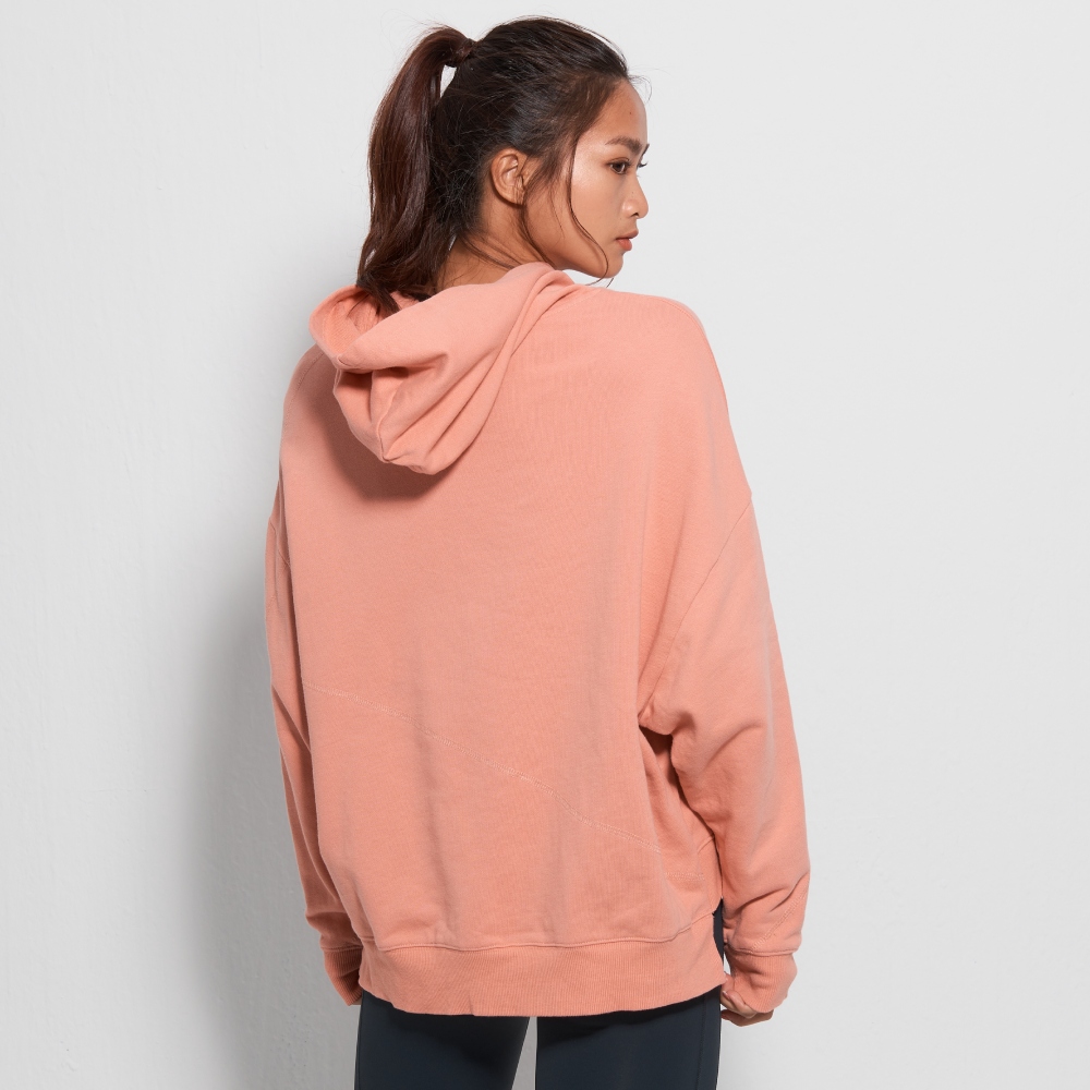 MOLLIFIX TRULY不規則前口袋帽T長袖上衣