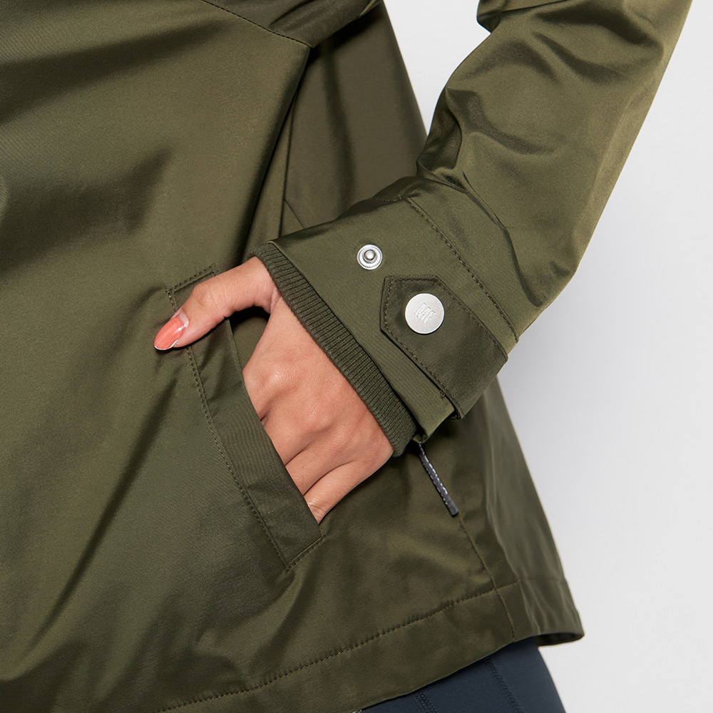 MOLLIFIX TRULY率性後開拉鍊防風外套