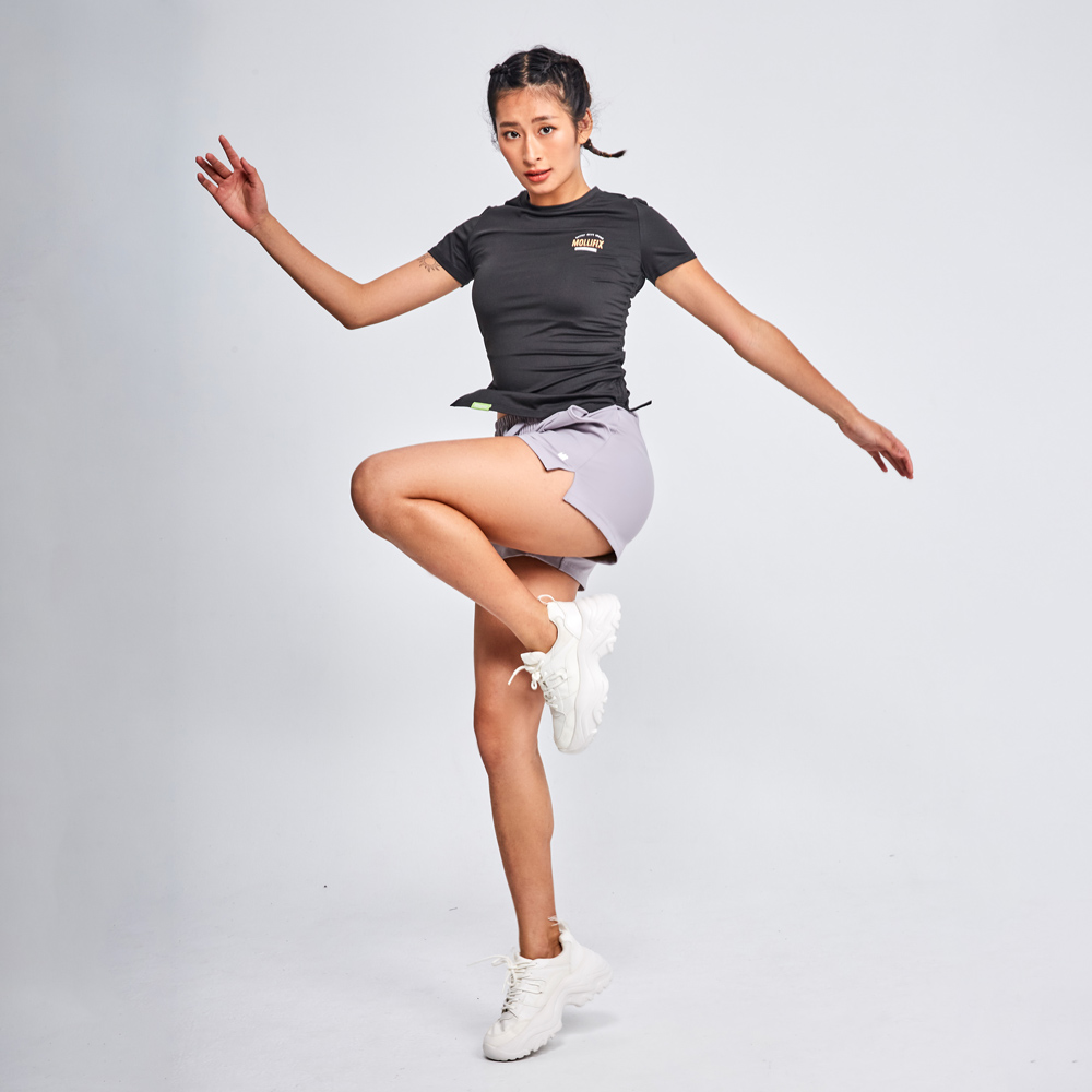 MOLLIFIX 側開衩彈性腰頭運動短褲