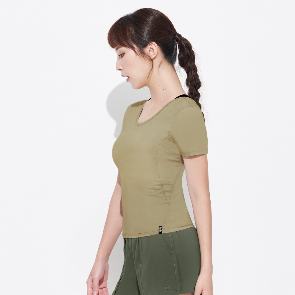 MOLLIFIX 合身U領短袖上衣