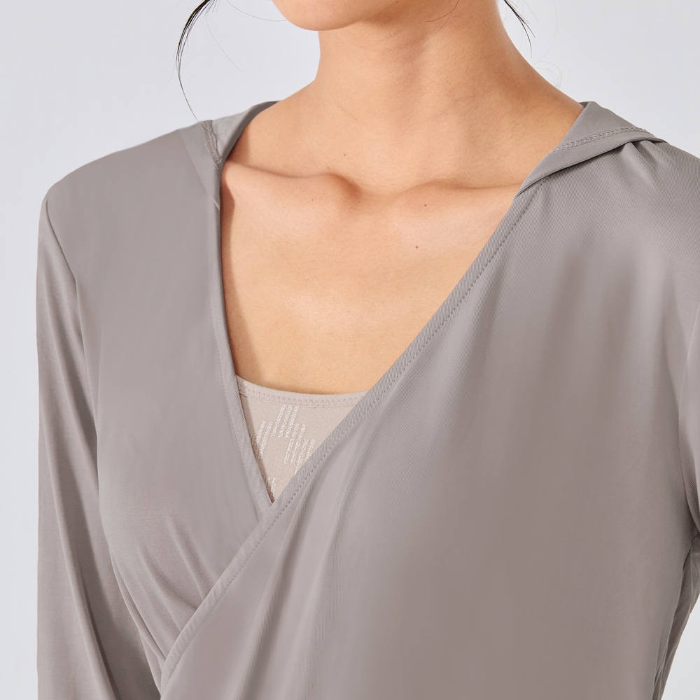 MOLLIFIX 交疊連帽縮口長袖上衣