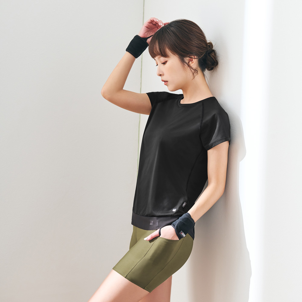 MOLLIFIX TRULY修身後網短袖訓練上衣