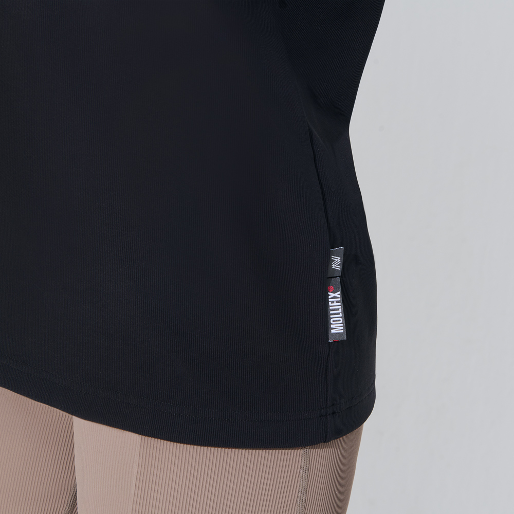 MOLLIFIX TRULY坑條厚磅短袖上衣