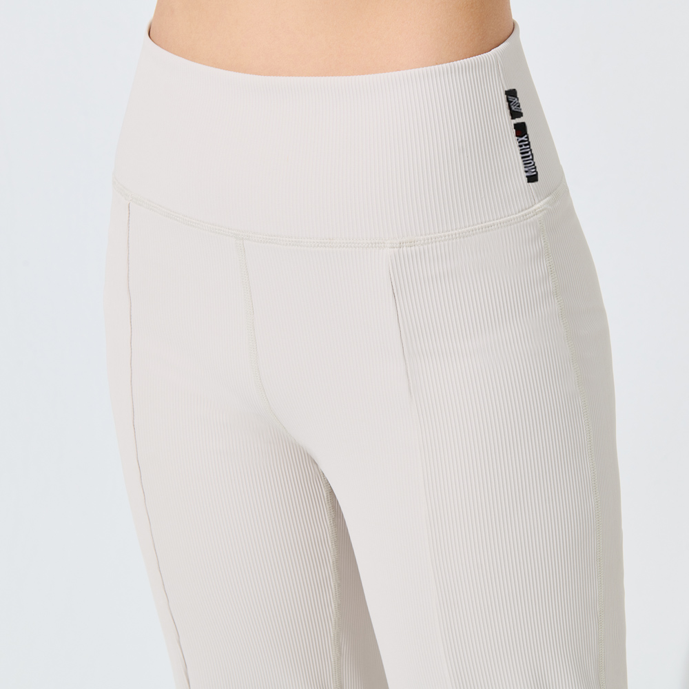 MOLLIFIX TRULY坑條修身前岔直筒褲