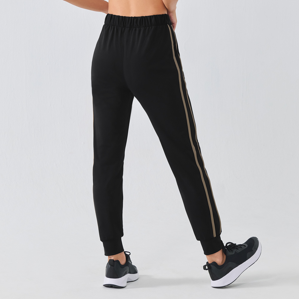 MOLLIFIX 跳色包邊束口長褲