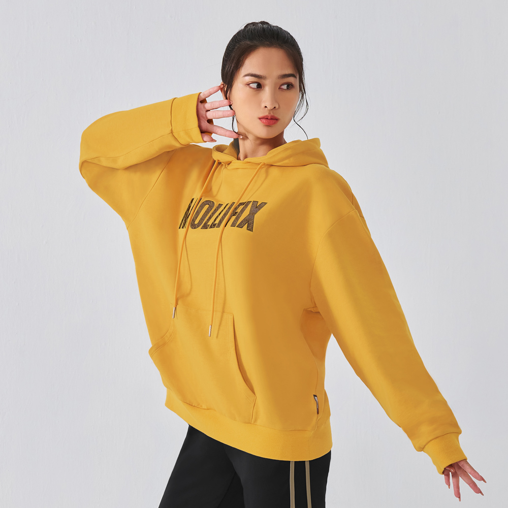 MOLLIFIX RETRO風電繡連帽長袖上衣