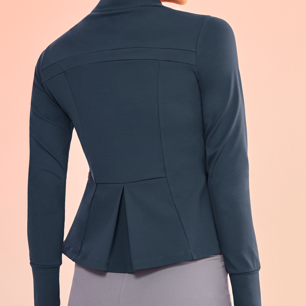 MOLLIFIX 立體修身傘狀訓練外套