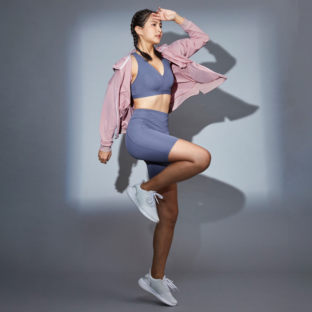 MOLLIFIX 深感V後交叉運動內衣