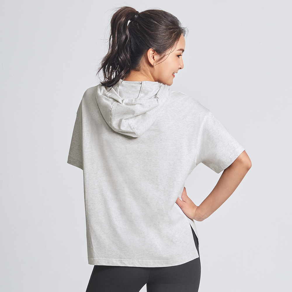 MOLLIFIX 側開岔百搭短袖連帽T恤