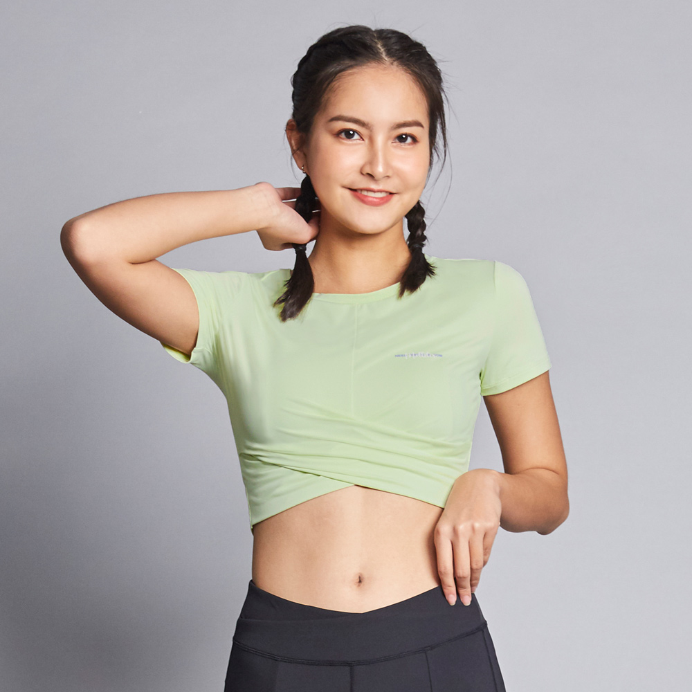 MOLLIFIX 品牌標語前交疊短版上衣