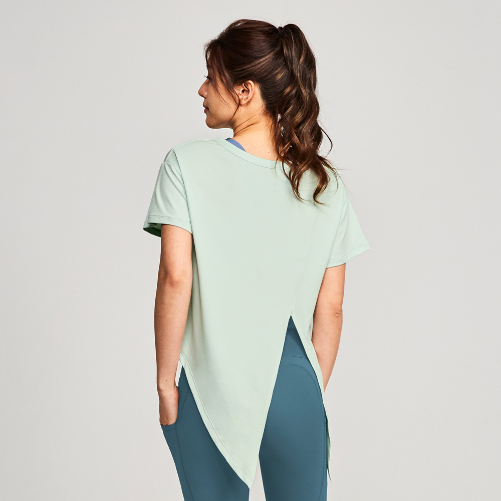 MOLLIFIX 兩面穿抗菌優雅運動上衣