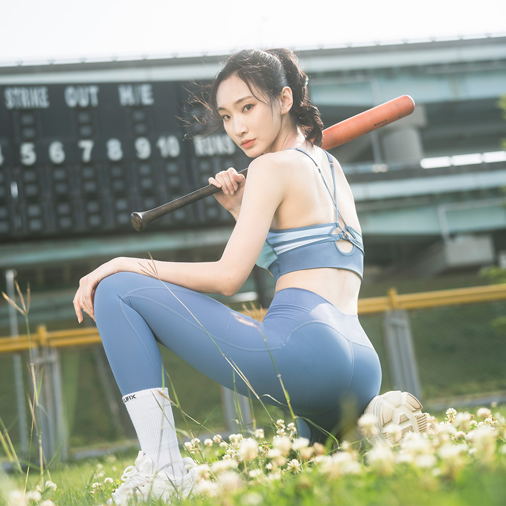 MOLLIFIX 低強度漸層美背BRA TOP