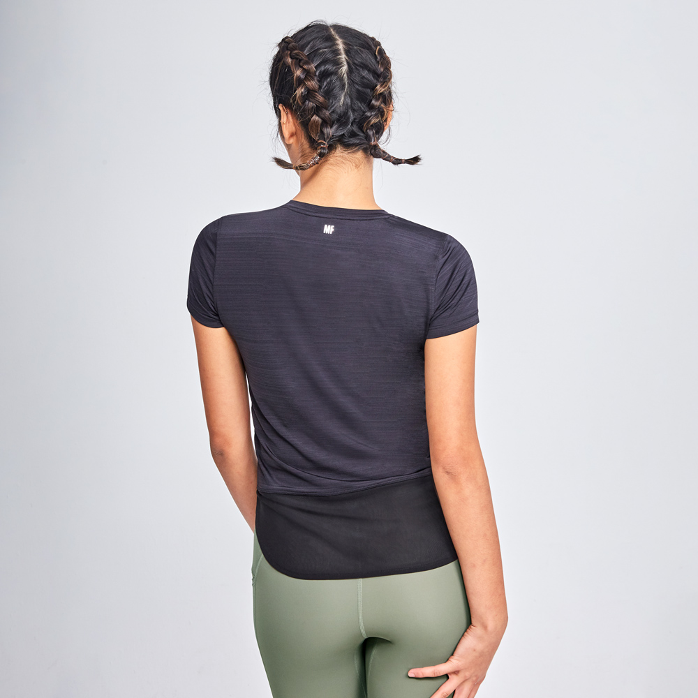 MOLLIFIX 下擺圓弧拚網訓練上衣