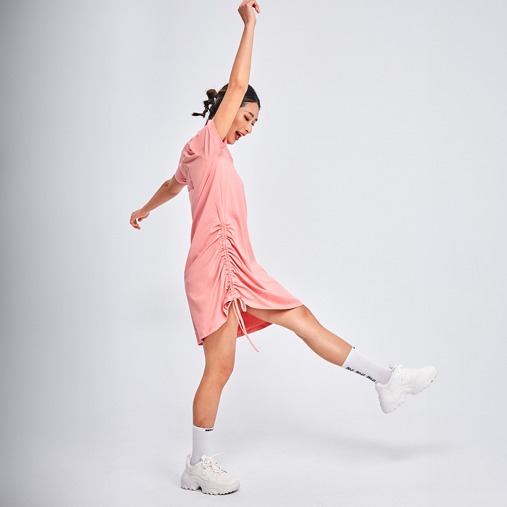 MOLLIFIX 活力LOGO側抽皺長版連身裙